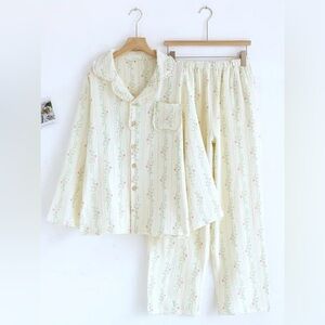 The fleece company muslin cotton pajama set